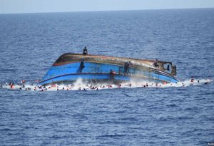 Gəmi batıb, 14 nəfər ölüb