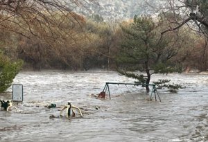 Kaliforniyada 14 nəfər yağışdan ölüb