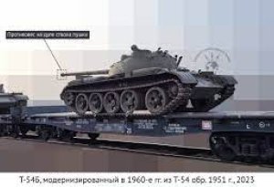 Rusiya Sovet tanklarını döyüşə aparır  -  VİDEO