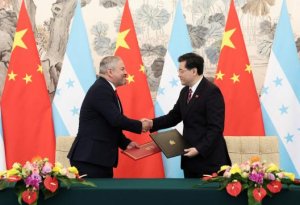 Çin və Honduras arasında diplomatik əlaqələr quruldu