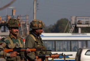 Hindistanda hərbi bazada atışma olub, 4 nəfər ölüb