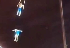 Çinli akrobat yüksəklikdən yerə çırpılaraq öldü - Video