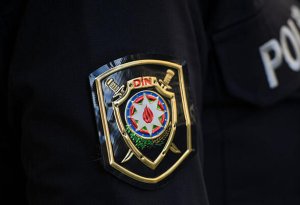 Azərbaycanda keçmiş polis qıza görə intihar etdi