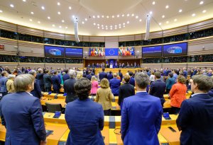 Avropa Parlamenti Ukraynanı tezliklə NATO-ya qəbul etməyi xahiş edib