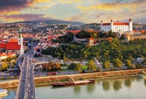 Slovakiyanın daxili işlər naziri  vəzifəsindən azad edilib