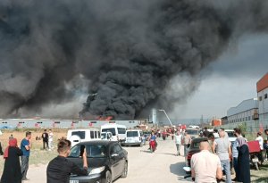 Türkiyədə fabrik yanır