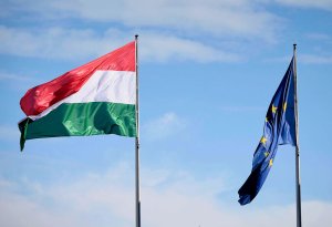 Macarıstan  Kiyevlə danışıqlarla bağlı açıqlama yayıb