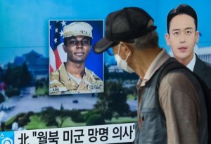 Şimali Koreya amerikalı defektorunu geri göndərir