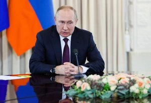 Putin Rusiyanın bir sıra beynəlxalq qurumlardan çıxmasından danışıb