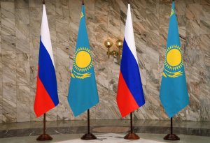 Rusiya Qazaxıstanda üç istilik elektrik stansiyası tikəcək