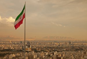 İran orbitə peyk buraxıb