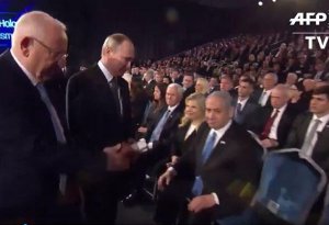 Putindən Netanyahuya hörmətsizlik, əlini sıxmadı - VİDEO