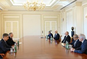 Prezident Sankt-Peterburqun qubernatorunu qəbul edib - FOTO