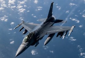 ABŞ-də F-16 qırıcısı qəzaya uğradı