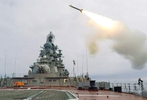 Ukrayna Rusiya raket gəmisinə zərbə endirib