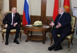 Putin Lukaşenko ilə görüşdü