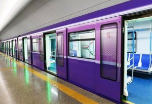 Bakı metrosunda dəhşətli hadisə: qatar yoluna düşən sərnişin öldü - YENİLƏNDİ