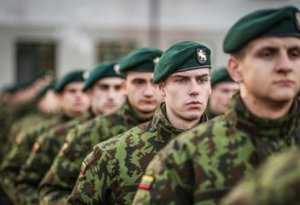 Litvada hərbi çağırış bərpa edilib
