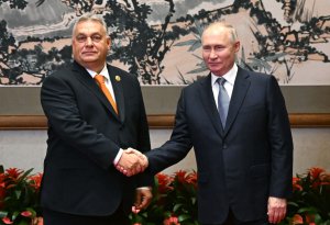 Putin Kremldə Orbanla görüşüb
