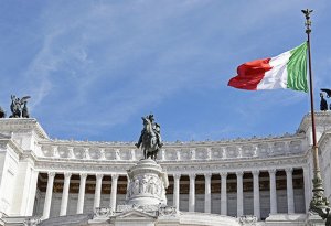 İtaliyanın dövlət borcu rekordlar qırır
