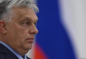 Macarıstan siyasi böhranla üz-üzədir