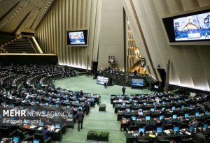 İranın yeni hökumət üzvlərinin siyahısı parlamentə təqdim olundu
