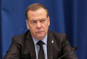 Medvedev miqrantlara müraciət edib