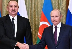 İlham Əliyev və Putin telefonla danışdı