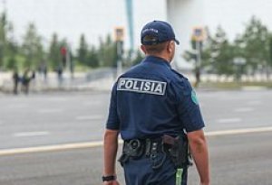 Astana polisi məsciddə şəxsləri bıçaqla hədələyən şəxsi saxlayıb