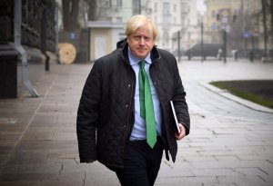 Boris Conson Londonu İsrailə silah tədarükünü dayandırmaq qərarına görə tənqid edib