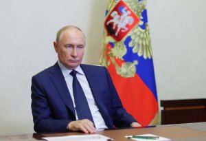 Putin İran prezidentindən cavab gözləyir