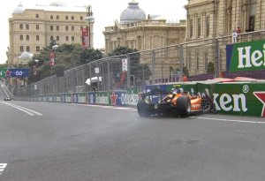 "Formula 2" pilotu qəza törətdi - FOTO