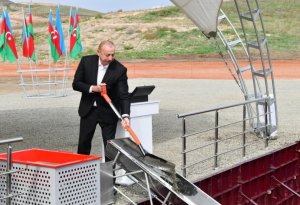 Ağdam şəhərində “İmarət” stadionunun təməli qoyulub