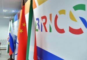 Putinin köməkçisindən BRICS AÇIQLAMASI: "Bu qədər çox ölkəni..." -FOTO