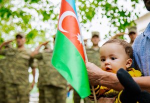 Baş nazirdən şəhid ailələri ilə bağlı- Yeni Qərar