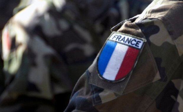 Fransa Ukraynaya hərbçilərin göndərilməsinə icazə verdi