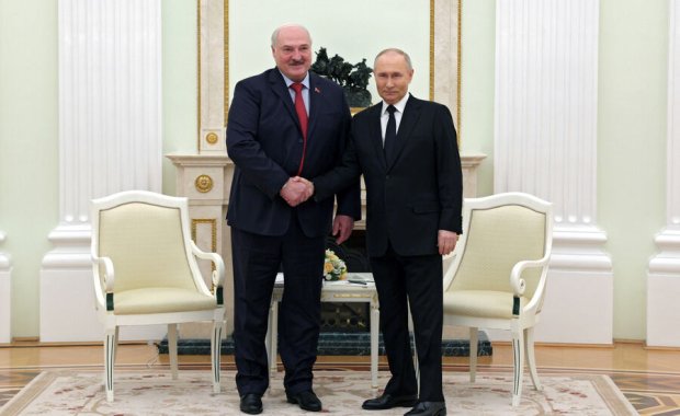 Lavrov Lukaşenko ilə Putin arasında görüşün nə vaxt baş tuta biləcəyini açıqlayıb