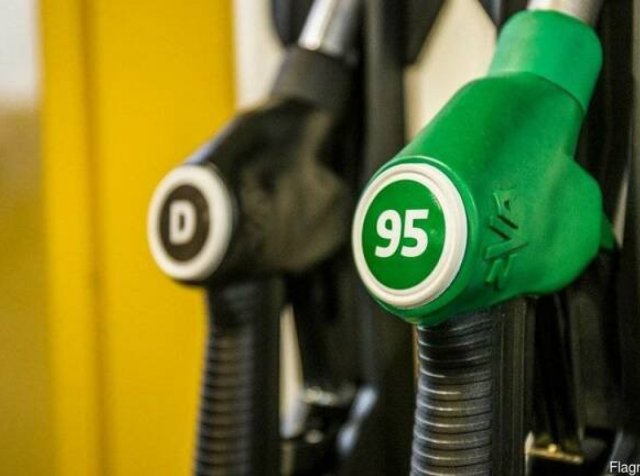Sabahdan Aİ 95 markalı benzinin kəskin ucuzlaşacağı gözlənilir