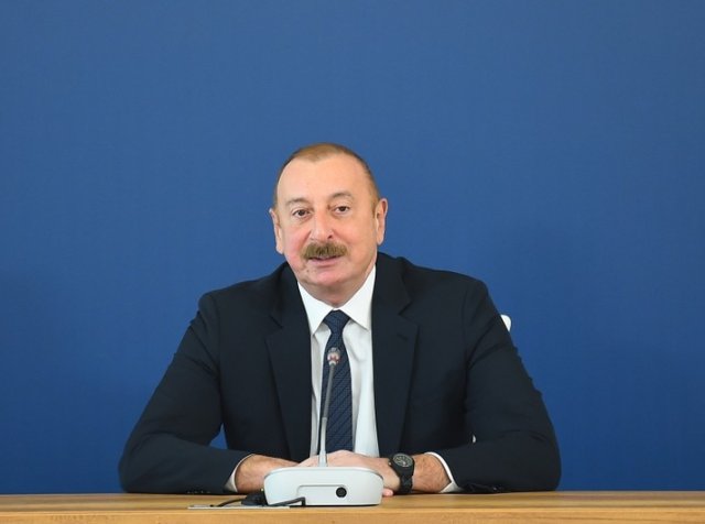 İlham Əliyev onları təbrik etdi