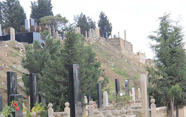 Bakıda dəfn üçün əvvəldən yerin ayrılması qəti qadağan olunub - Rəsmi