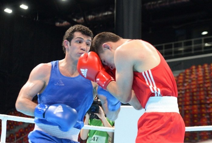 Azərbaycanlı  boksçunun  qanını tökdülər