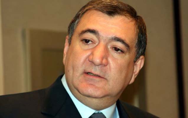 Fazil Məmmədov od püsgürdü: \\\"Bəsdirin artıq”