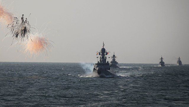 Rusiya Xəzərə 20 döyüş gəmisi,4 təyyarə gətirdi - Bölgədə nə baş verir?
