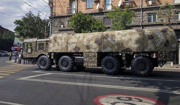 Yeni “İsgəndər”lərin köhnə tarixi: ABŞ-Rusiya qarşıdurmasında İrəvan boşluğu
