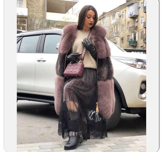 Damla 60 minlik \\\"AA\\\" seriyalı avtomobildə gəzir - Kim hədiyyə edib?