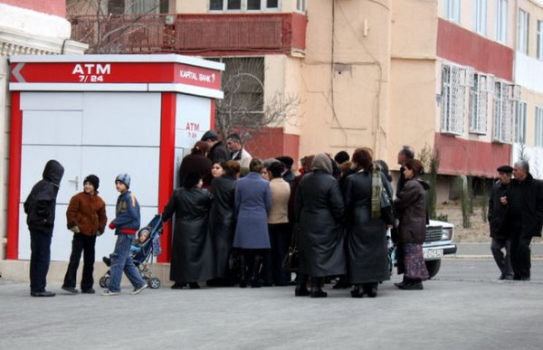 Yeni qanunla əhalinin əksəriyyəti pensiya ala bilməyəcək