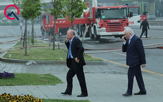Kəmaləddin Heydərov yanan binaya gəldi -