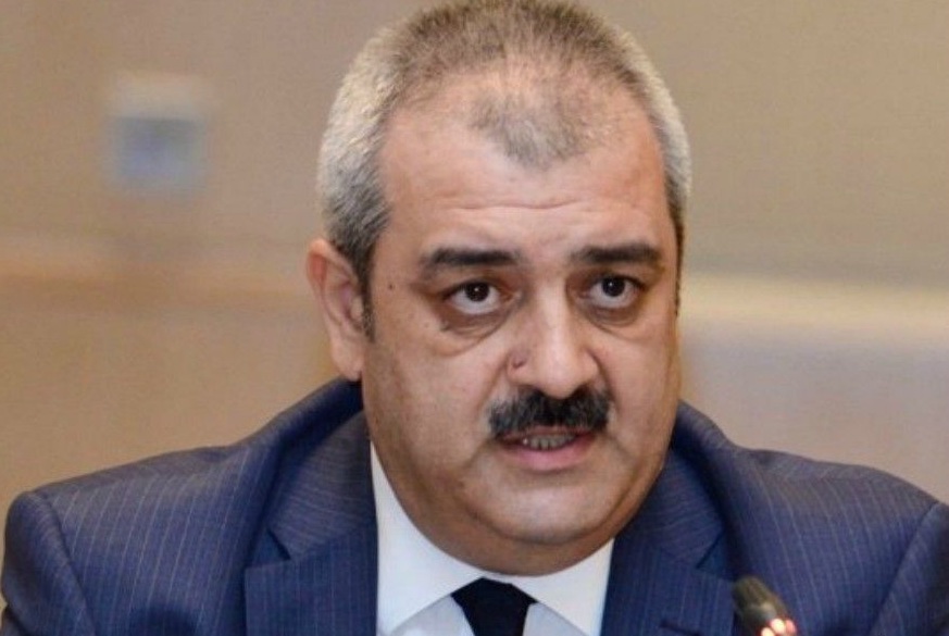 İşdən çıxarılan həmin məmur həbs edildi-