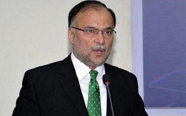 Daxili İşlər naziri güllələndi