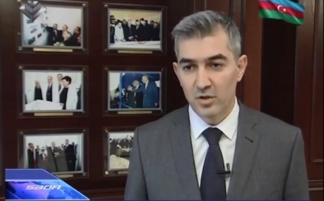 Yeni sədr mətbuata müsahibə verdi - VİDEO